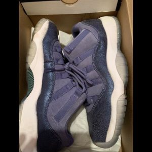 Air Jordan 11 retro low GG